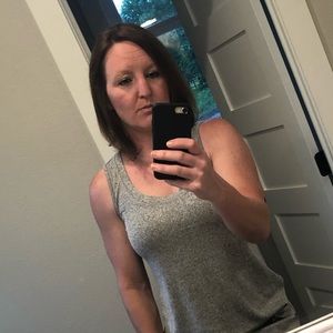 Meet your Posher, Felisha